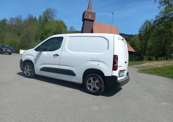 Citroen Berlingo cena 39900 przebieg: 172000, rok produkcji 2019 z Stargard małe 121